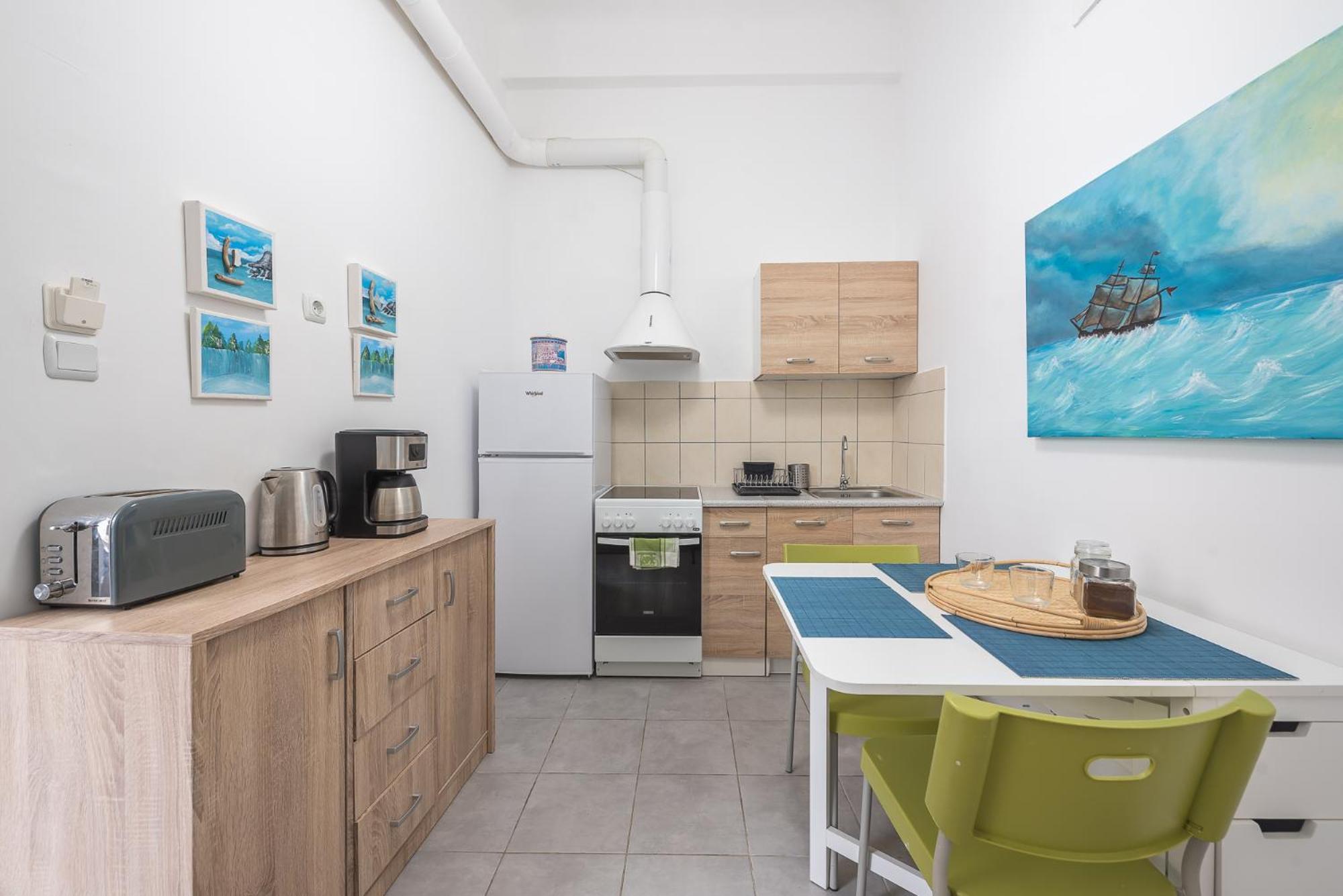 Peaceful And Comfy 2Ba In Athens Heart Apartment Екстериор снимка