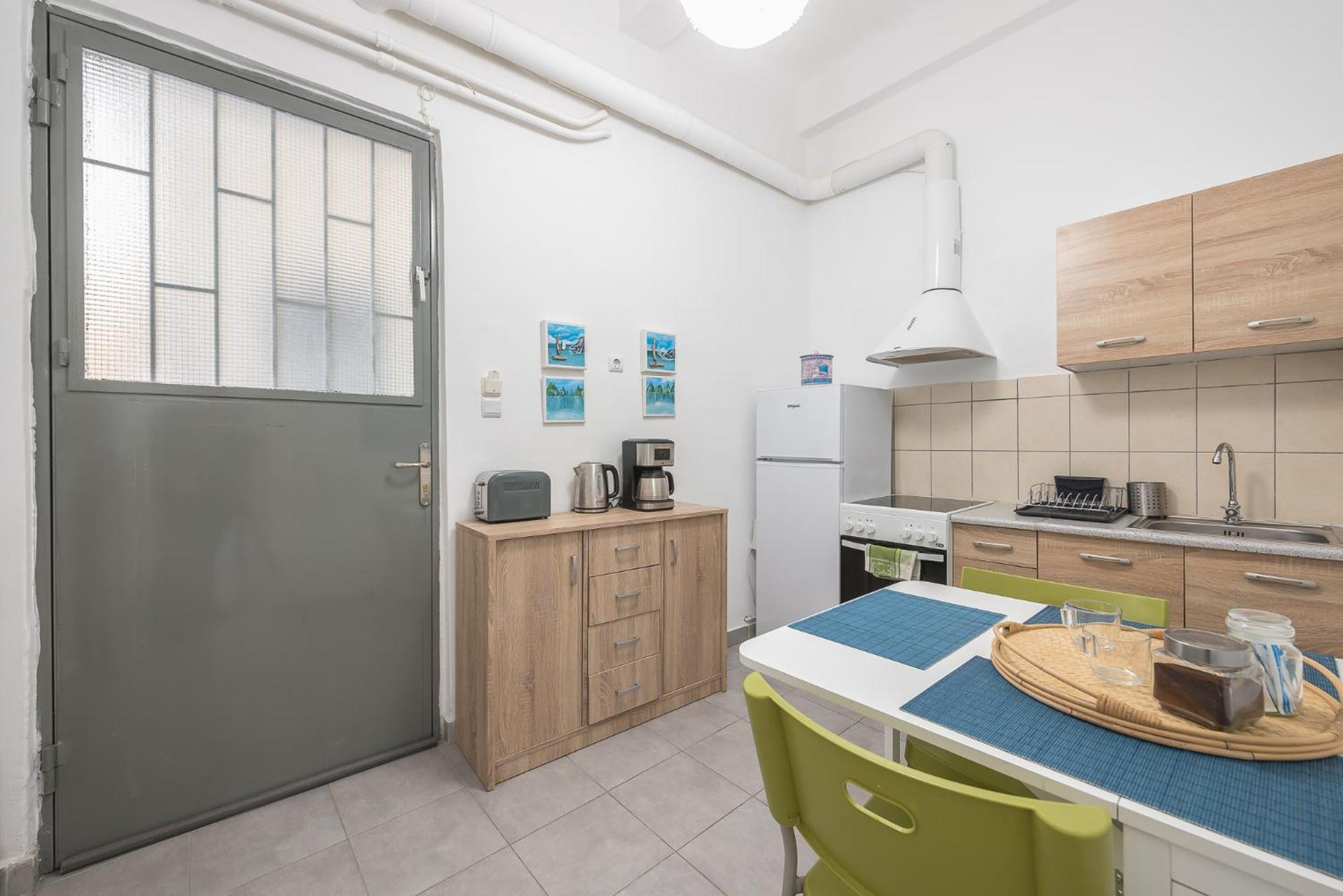 Peaceful And Comfy 2Ba In Athens Heart Apartment Екстериор снимка