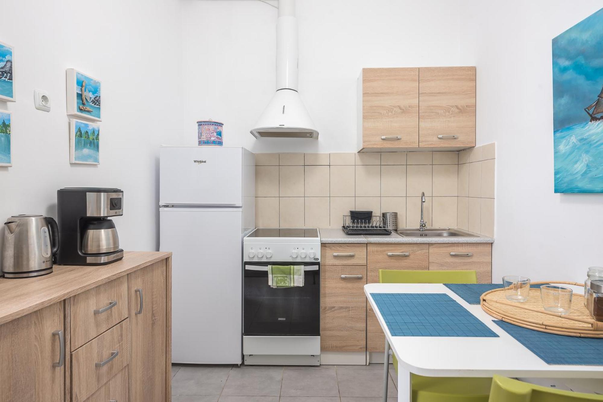 Peaceful And Comfy 2Ba In Athens Heart Apartment Екстериор снимка