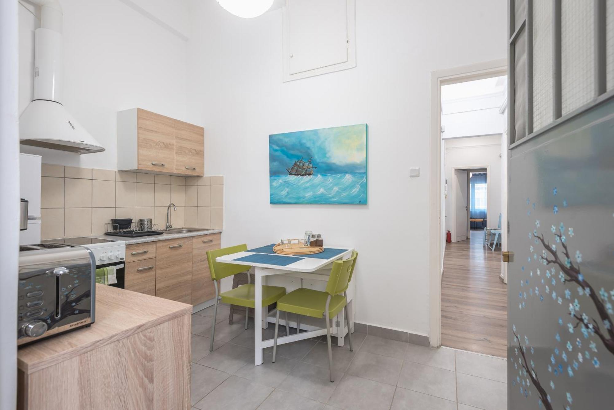 Peaceful And Comfy 2Ba In Athens Heart Apartment Екстериор снимка